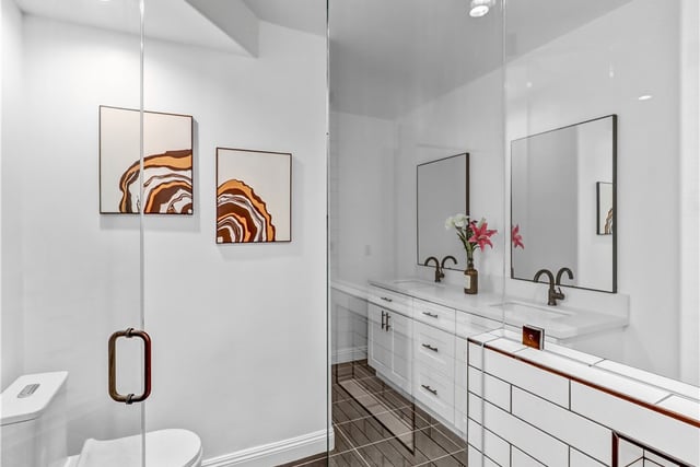 1333 S Beverly Glen Boulevard 402, Los Angeles, CA 90024 — photo 17 of 34