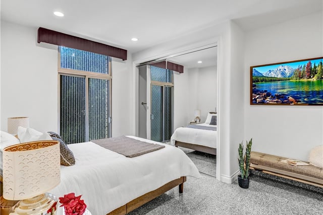 1333 S Beverly Glen Boulevard 402, Los Angeles, CA 90024 — photo 22 of 34