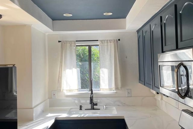 1355 N Sierra Bonita Avenue 204, West Hollywood, CA 90046 — photo 4 of 48