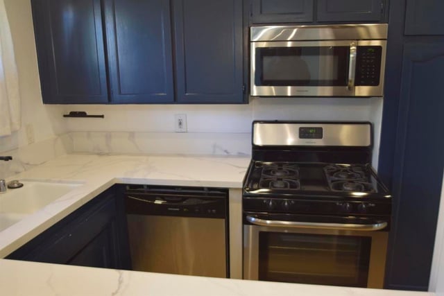 1355 N Sierra Bonita Avenue 204, West Hollywood, CA 90046 — photo 6 of 48