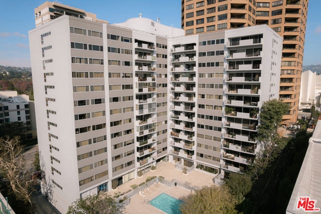 10450 Wilshire Boulevard 12C, Los Angeles, CA 90024 — photo 22 of 32