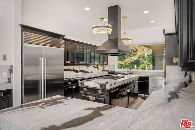 25665 Mulholland Highway, Calabasas, CA 91302 — photo 12 of 39