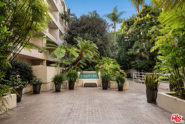 1131 Alta Loma Road 412, West Hollywood, CA 90069 — photo 24 of 28