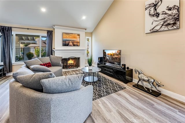 8380 Kentland, West Hills, CA 91304 — photo 4 of 28