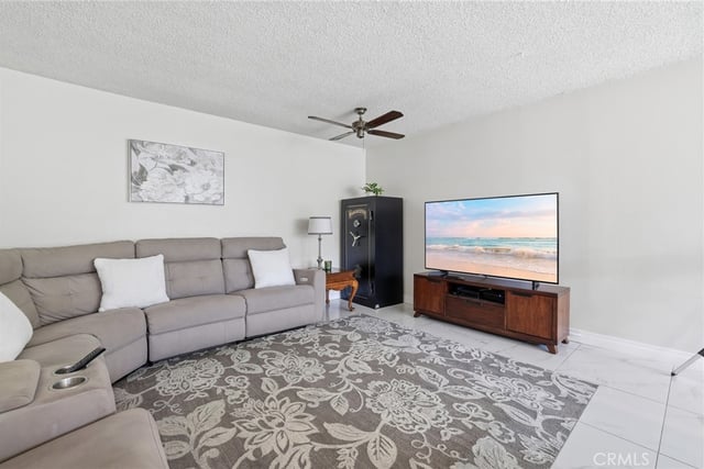 18927 Claycrest, Canyon Country, CA 91351 — photo 16 of 34