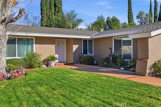 18927 Claycrest, Canyon Country, CA 91351 — photo 2 of 34