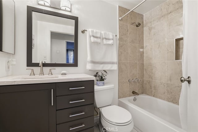18927 Claycrest, Canyon Country, CA 91351 — photo 22 of 34