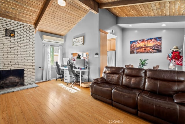 15358 Cohasset, Van Nuys, CA 91406 — photo 32 of 46