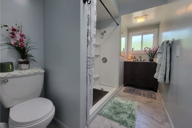 7015 N Atlantic Place, Long Beach, CA 90805 — photo 39 of 74