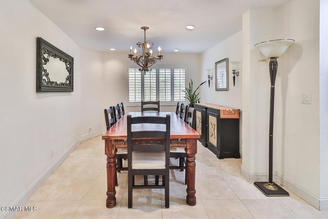 4120 Carrizal Road, Woodland Hills, CA 91364 — photo 15 of 40