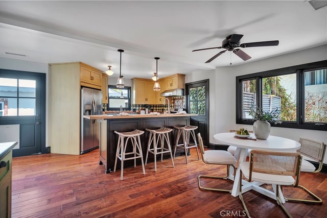 526 W 40th, San Pedro, CA 90731 — photo 15 of 74