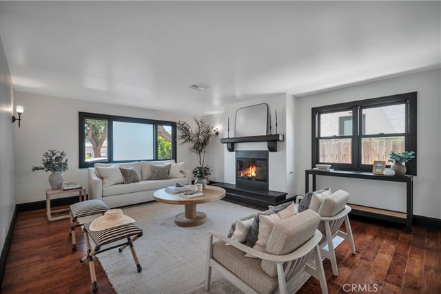 526 W 40th, San Pedro, CA 90731 — photo 5 of 74