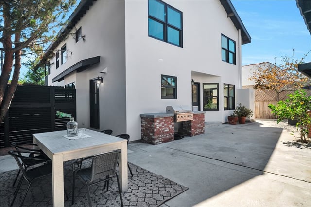 526 W 40th, San Pedro, CA 90731 — photo 54 of 74