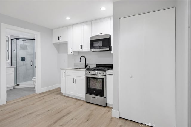 16052 16050 Bahama Street, North Hills, CA 91343 — photo 18 of 25