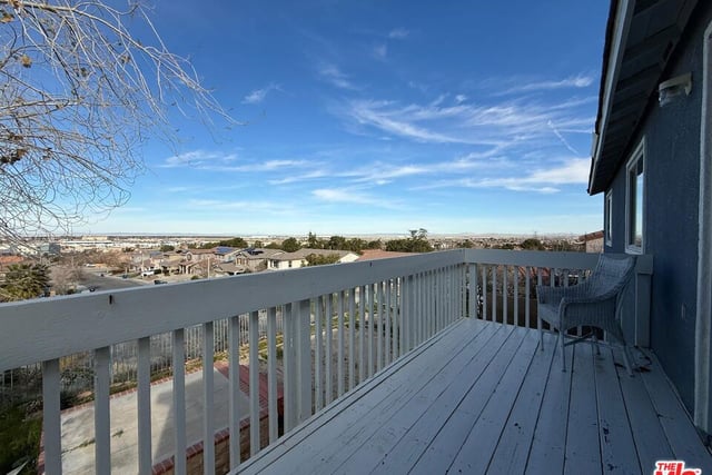 719 W Avenue Q10, Palmdale, CA 93551 — photo 26 of 33