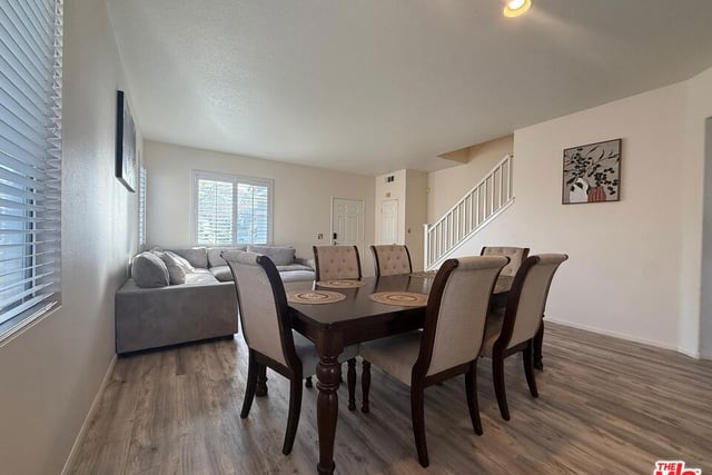 719 W Avenue Q10, Palmdale, CA 93551 — photo 4 of 33