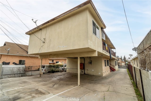 154 E 82nd Place, Los Angeles, CA 90003 — photo 5 of 24