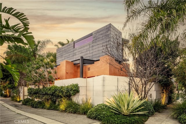 542 Altair Place, Venice, CA 90291 — photo 3 of 50