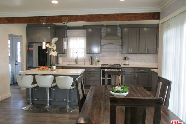 1829 W 84th Place, Los Angeles, CA 90047 — photo 8 of 36