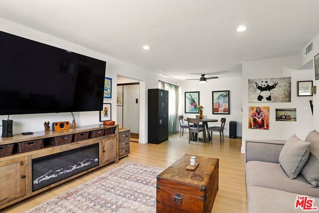 11813 Runnymede Street 36, North Hollywood, CA 91605 — photo 8 of 24