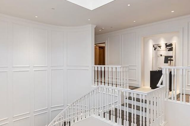 610 N Rodeo Drive, Beverly Hills, CA 90210 — photo 16 of 38