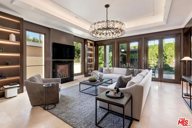 610 N Rodeo Drive, Beverly Hills, CA 90210 — photo 9 of 38