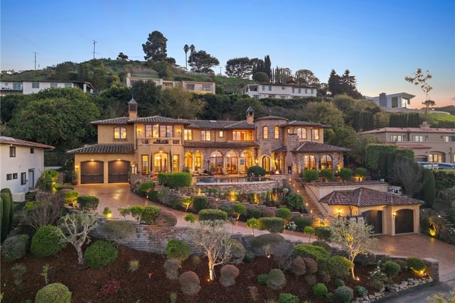 4 Yellow Brick Rd, Rancho Palos Verdes, CA 90275 — photo 2 of 40