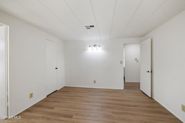 72 Suzanne Court 72, Newbury Park, CA 91320 — photo 15 of 35