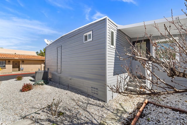 72 Suzanne Court 72, Newbury Park, CA 91320 — photo 28 of 35