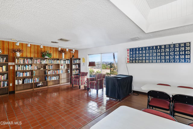 72 Suzanne Court 72, Newbury Park, CA 91320 — photo 33 of 35