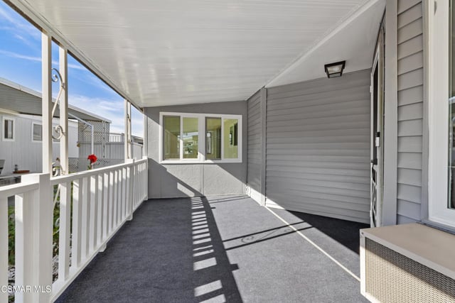 72 Suzanne Court 72, Newbury Park, CA 91320 — photo 5 of 35