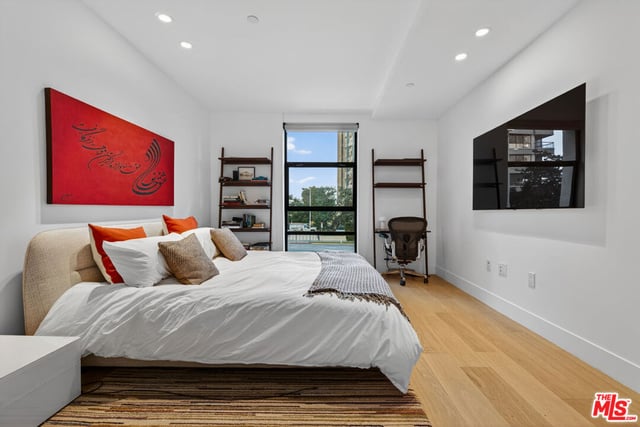 10777 Wilshire Boulevard 208, Los Angeles, CA 90024 — photo 14 of 44