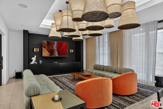 10777 Wilshire Boulevard 208, Los Angeles, CA 90024 — photo 33 of 44