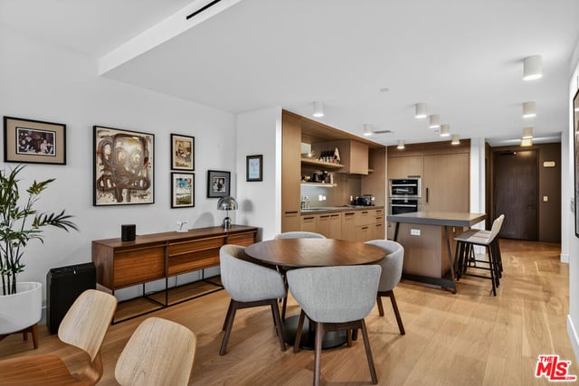 10777 Wilshire Boulevard 208, Los Angeles, CA 90024 — photo 8 of 44