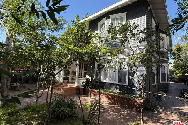 1625 S Bonnie Brae Street, Los Angeles, CA 90006 — photo 2 of 25