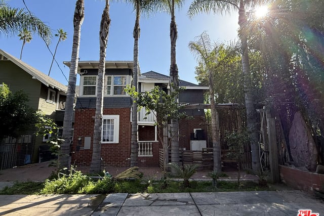 1625 S Bonnie Brae Street, Los Angeles, CA 90006 — photo 4 of 25