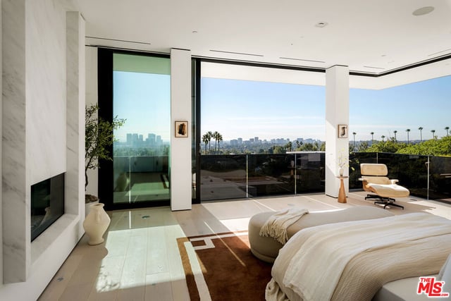 1210 Laurel Way, Beverly Hills, CA 90210 — photo 10 of 53