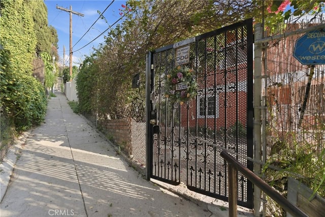 3216 Altura, Los Angeles, CA 90031 — photo 34 of 37