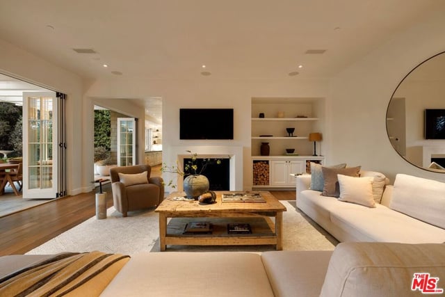 1319 Amalfi Drive, Pacific Palisades, CA 90272 — photo 26 of 28