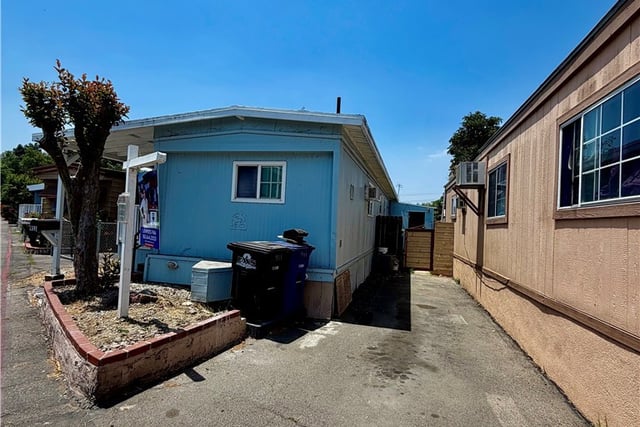 6475 S Atlantic Avenue 911, Long Beach, CA 90805 — photo 4 of 16