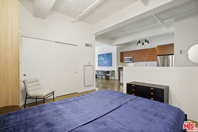 849 S Broadway 403, Los Angeles, CA 90014 — photo 19 of 44