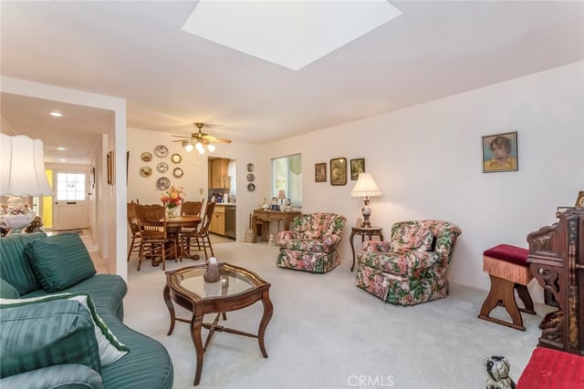 26856 Oak Branch Circle, Newhall, CA 91321 — photo 4 of 37