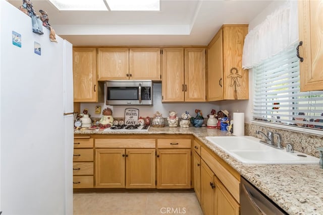 26856 Oak Branch Circle, Newhall, CA 91321 — photo 8 of 37