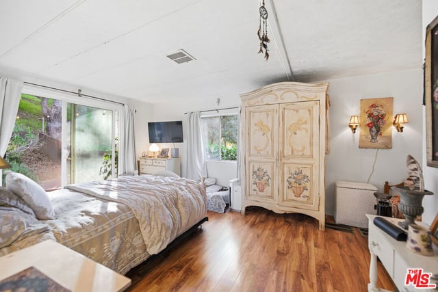 1667 Las Virgenes Canyon Road 5, Calabasas, CA 91302 — photo 18 of 36