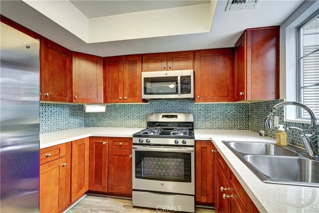 20155 Keswick 209, Winnetka, CA 91306 — photo 12 of 33