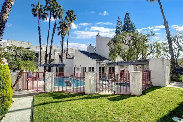 20155 Keswick 209, Winnetka, CA 91306 — photo 25 of 33