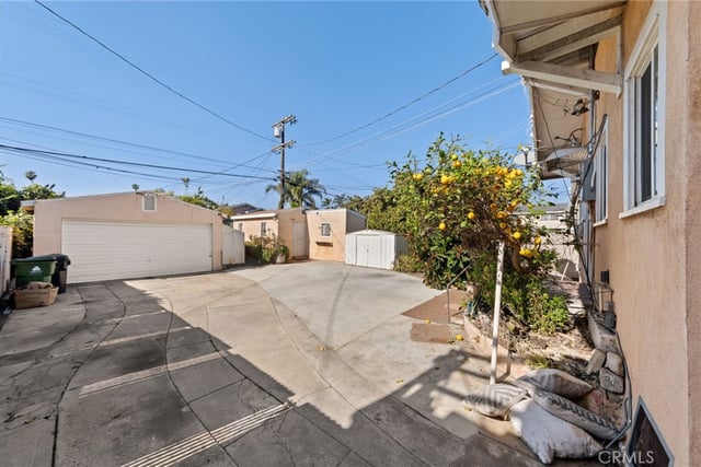 3959 Denker Avenue, Los Angeles, CA 90062 — photo 36 of 44