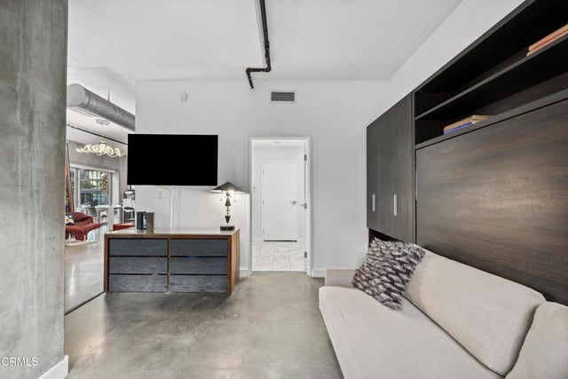 645 W 9th Street 200, Los Angeles, CA 90015 — photo 14 of 27