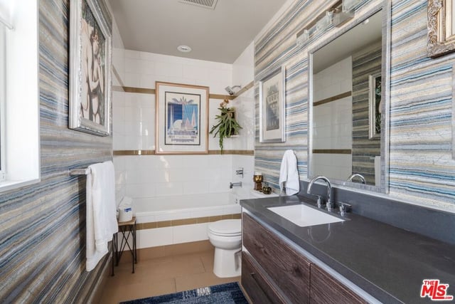 6732 W HEPBURN Way, Los Angeles, CA 90038 — photo 15 of 30
