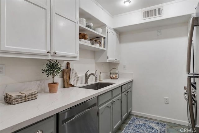 1434 S Point View Street 103, Los Angeles, CA 90035 — photo 2 of 11
